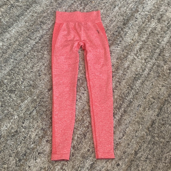 Gymshark red Performance Leggings Streamlined Fit sz small - Picture 8 of 8